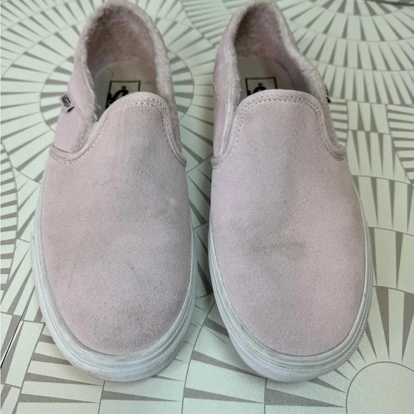 Vans Women’s Suede Pink Slip On Sneakers Furry inside Size 8.5 - Picture 1 of 9